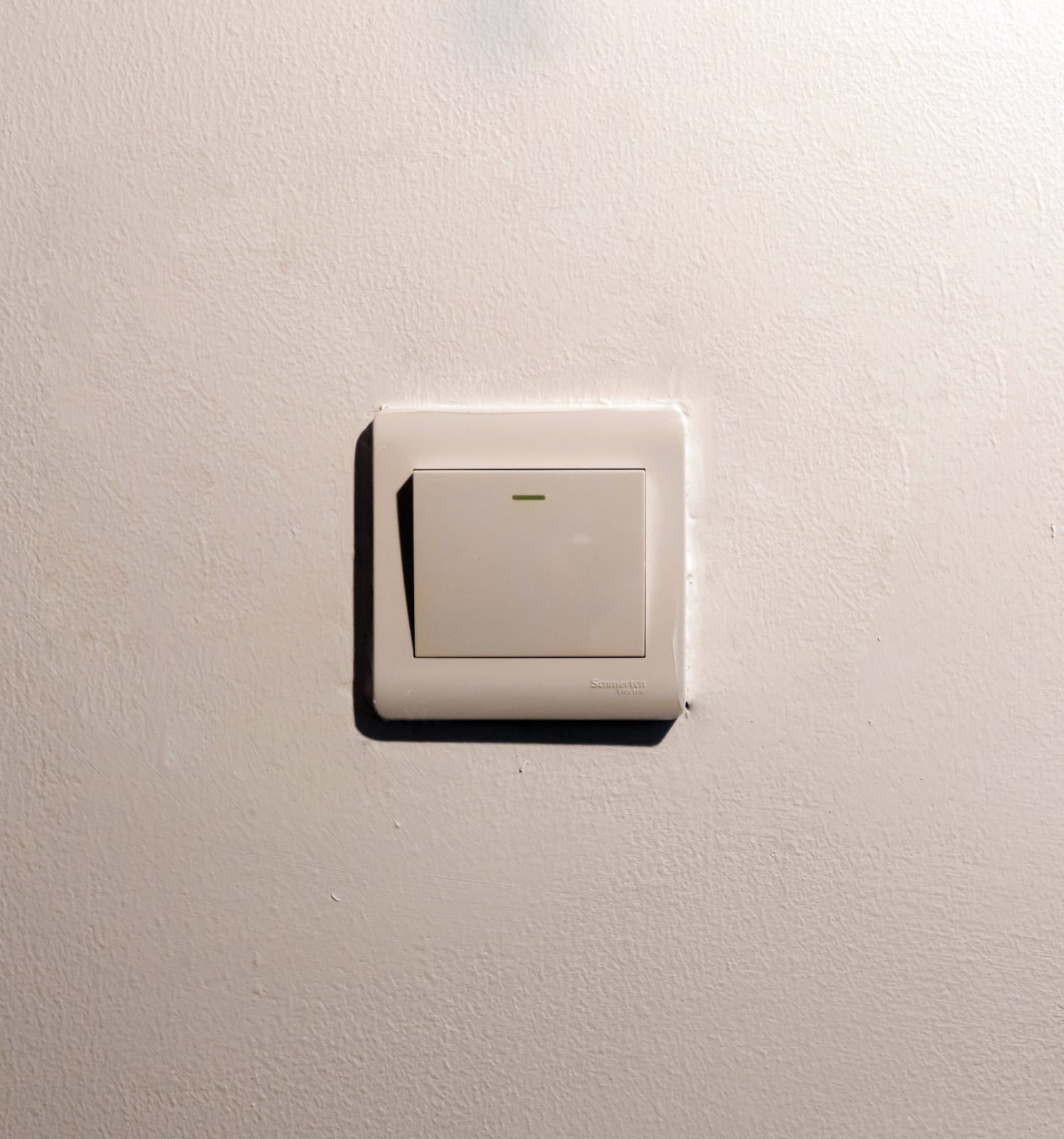 Feng Chen 冯晨, The Darker Side of Light: Moment 光的背面：瞬间, 2019