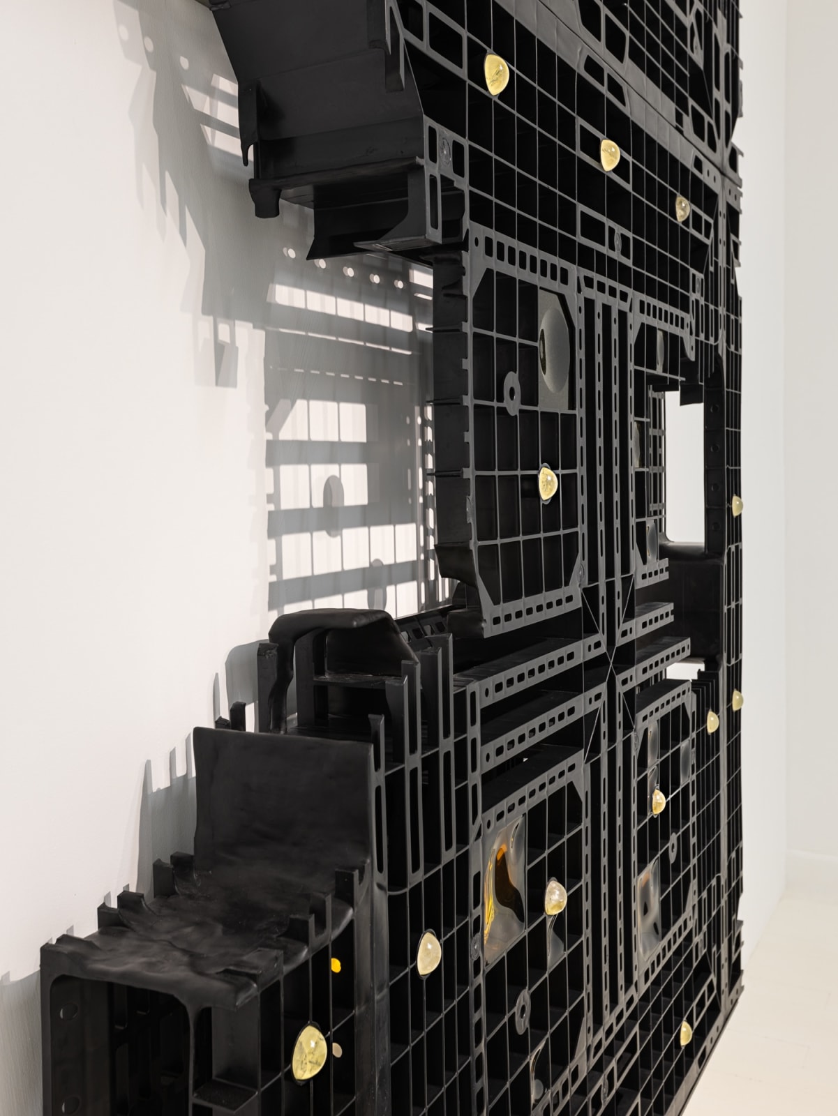 Leelee Chan 陳麗同, Dark Light, Subterranean Circuit 暗光· 地下回路, 2023