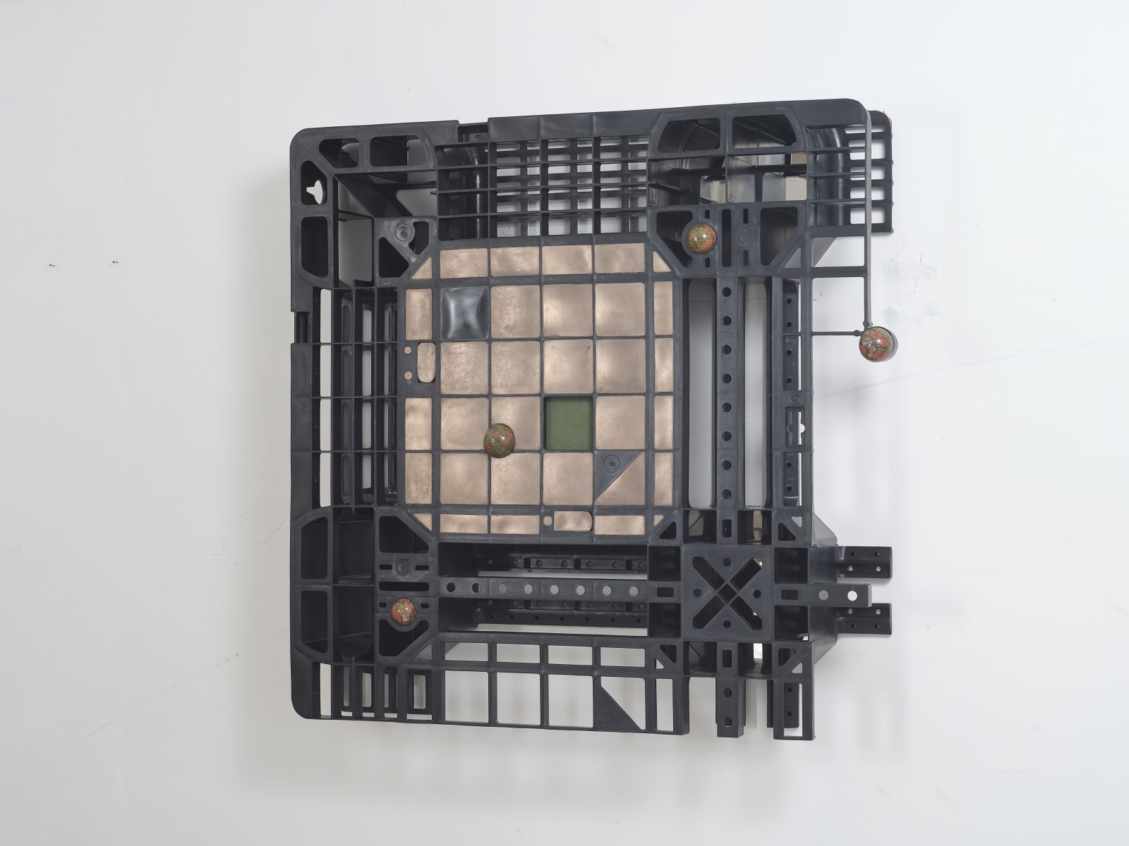 Leelee Chan 陳麗同, Circuit (Jasper Green) 迴路（碧玉）, 2021