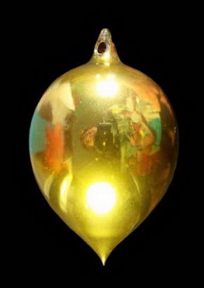 Carlos Betancourt, Isolated Ornaments: Amarillo Van Gogh, 2007-08