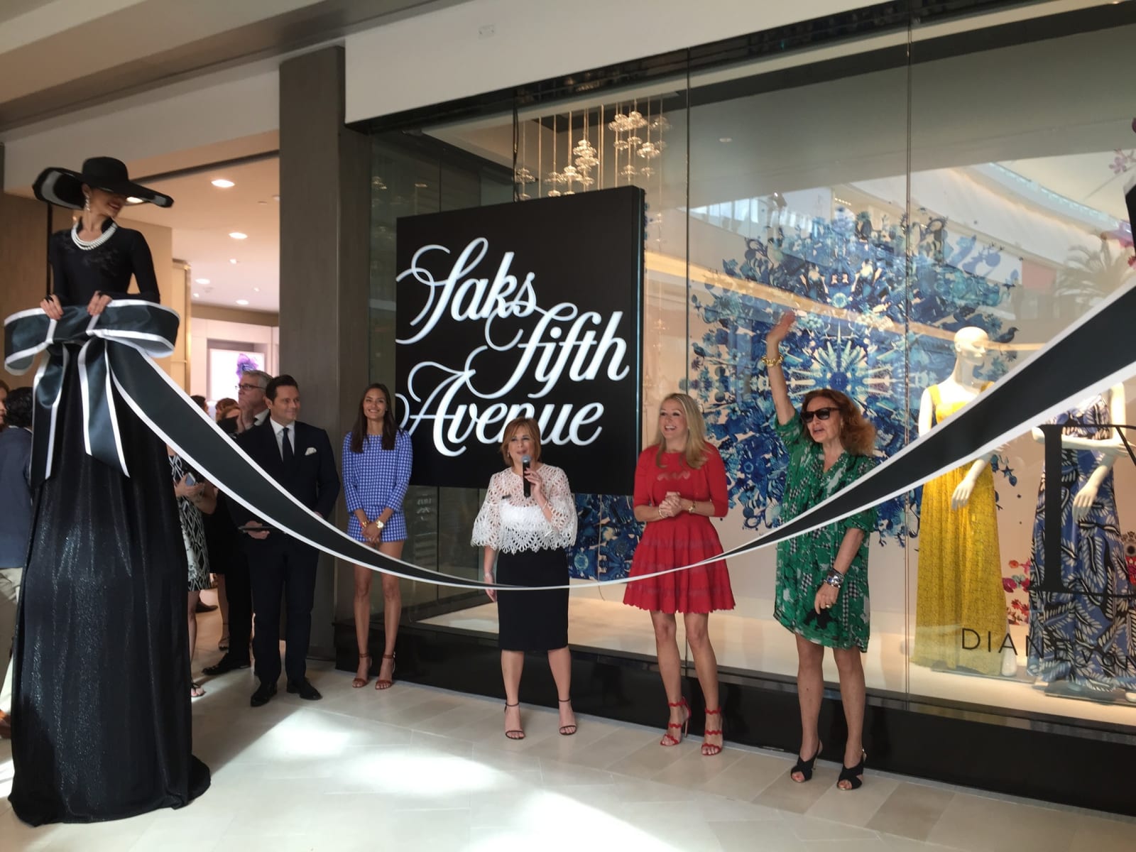 Carlos Betancourt, Collaboartion Diane Von Fustenberg SAKS Fifth Avenue, 2015