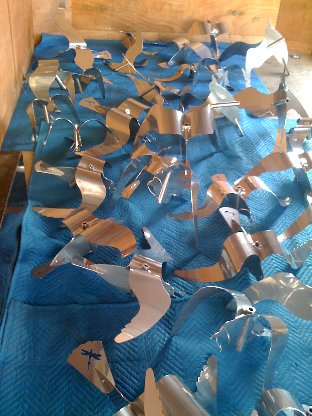 Carlos Betancourt in collaboration with Alberto Latorre, A Flock of Seagulls, 2009
