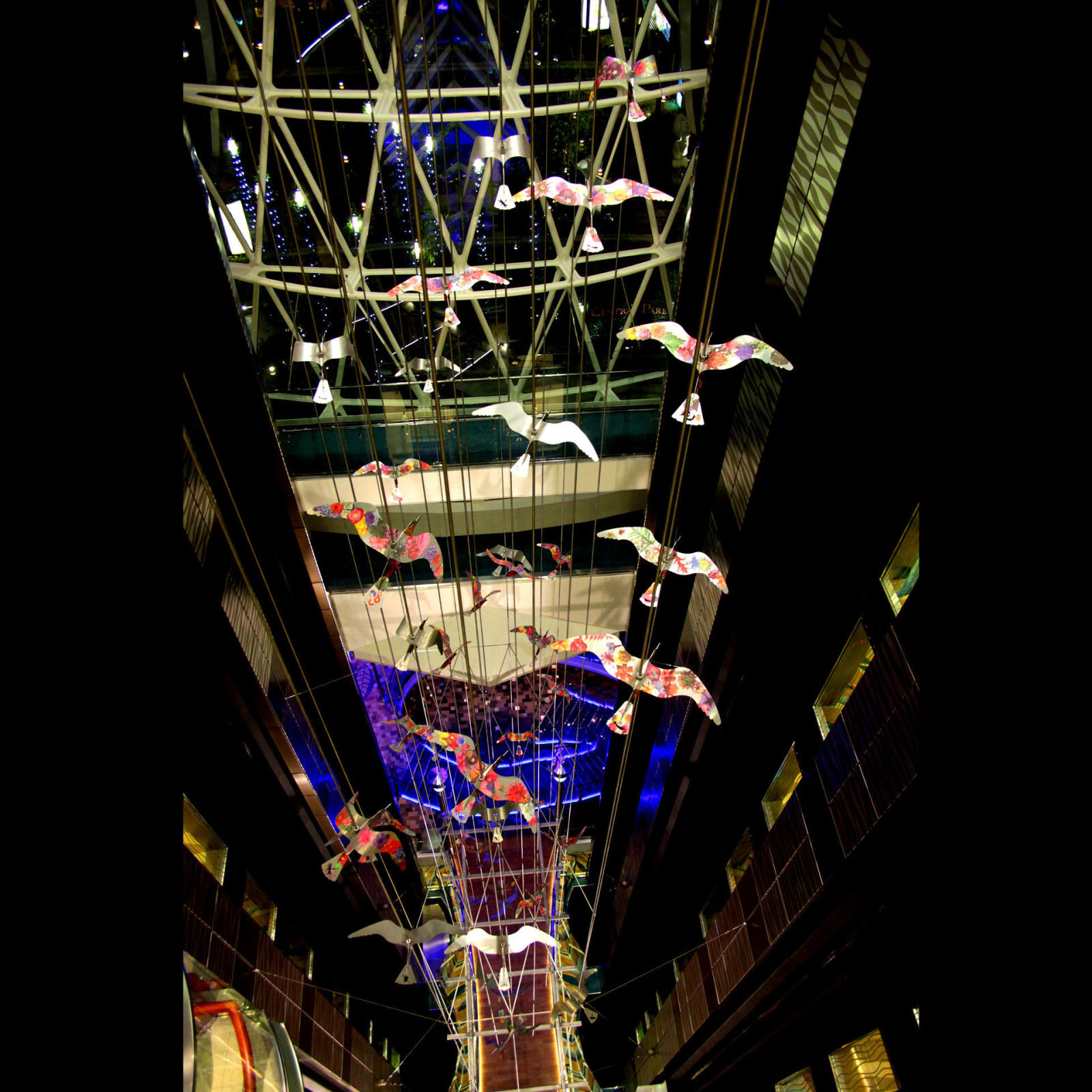 Carlos Betancourt in collaboration with Alberto Latorre, A Flock of Seagulls, 2009