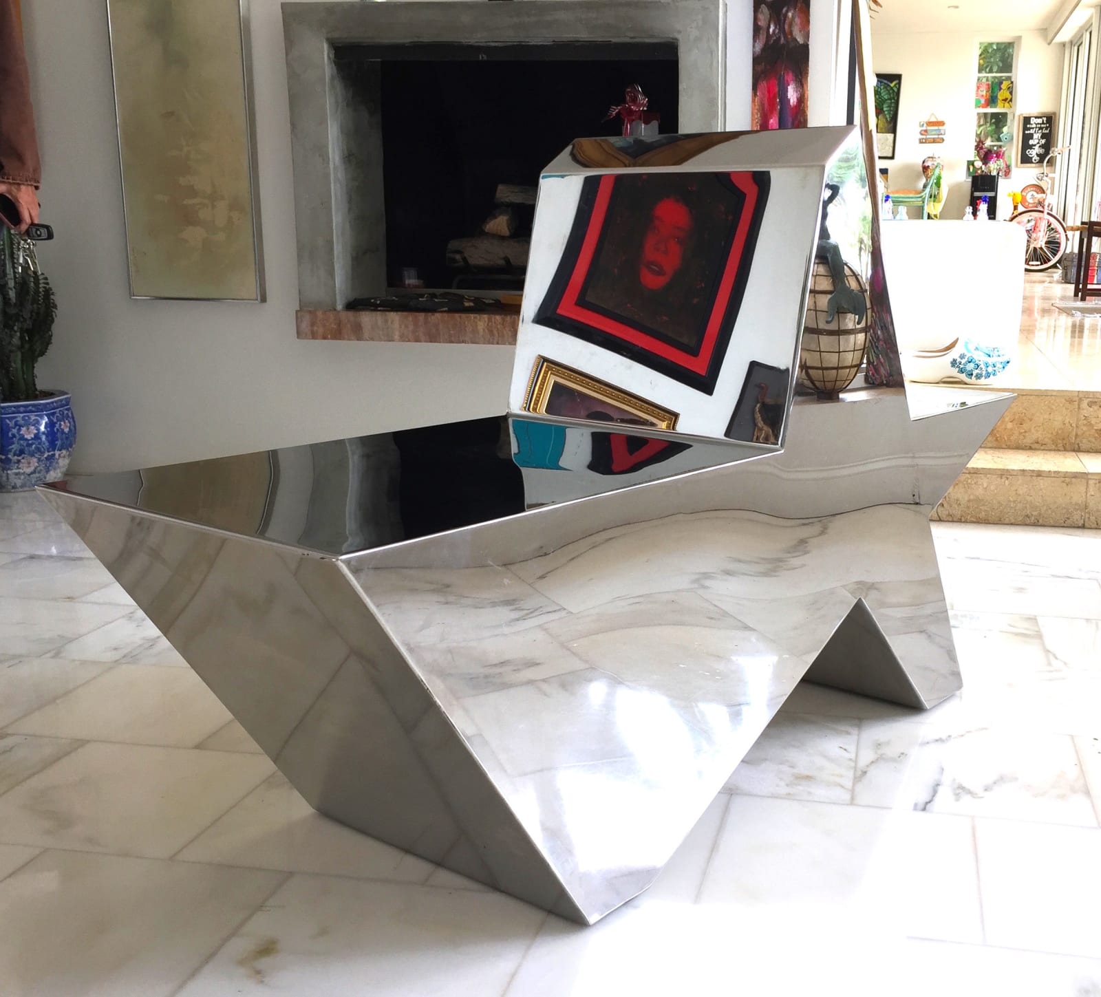 Carlos Betancourt and Alberto Latorre, Falling Star Tet a Tet, 2018