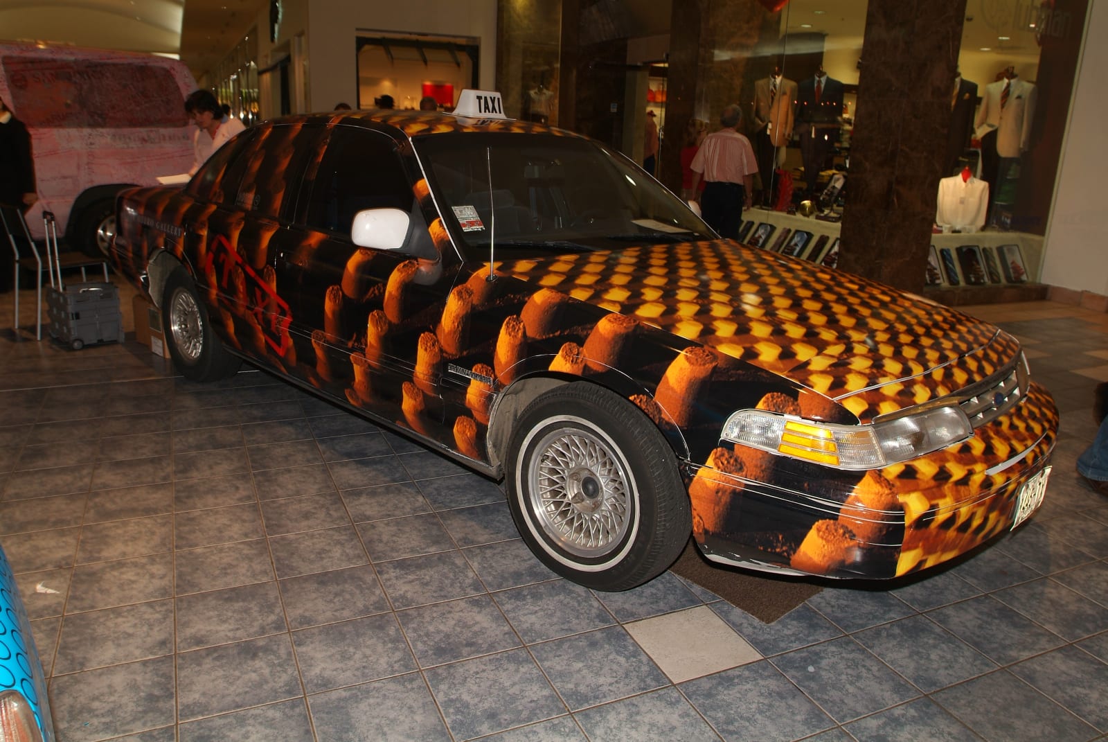 Carlos Betancourt, En la Arena Sabrosa, Taxi vinyl wrap project, Puerto Rico), 2005, 2005