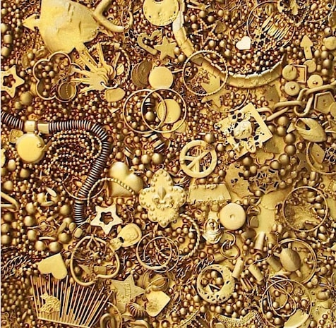 Carlos Betancourt, Disposable Memories I (III, Gold) Detail, 2013