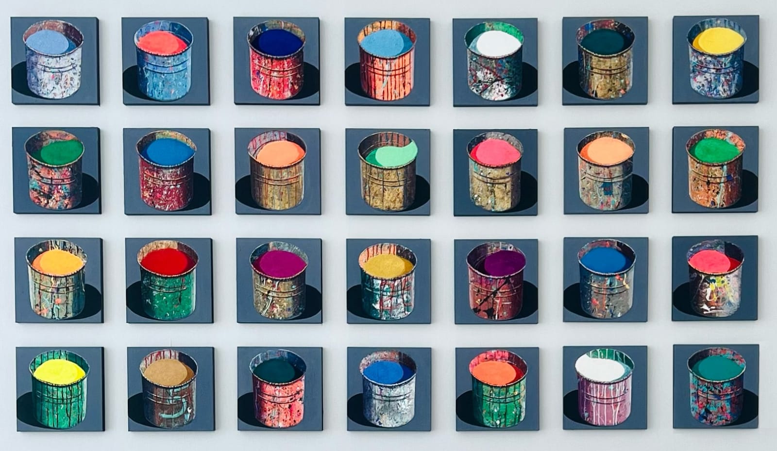 “Composition 28 pots -fonds GRIS