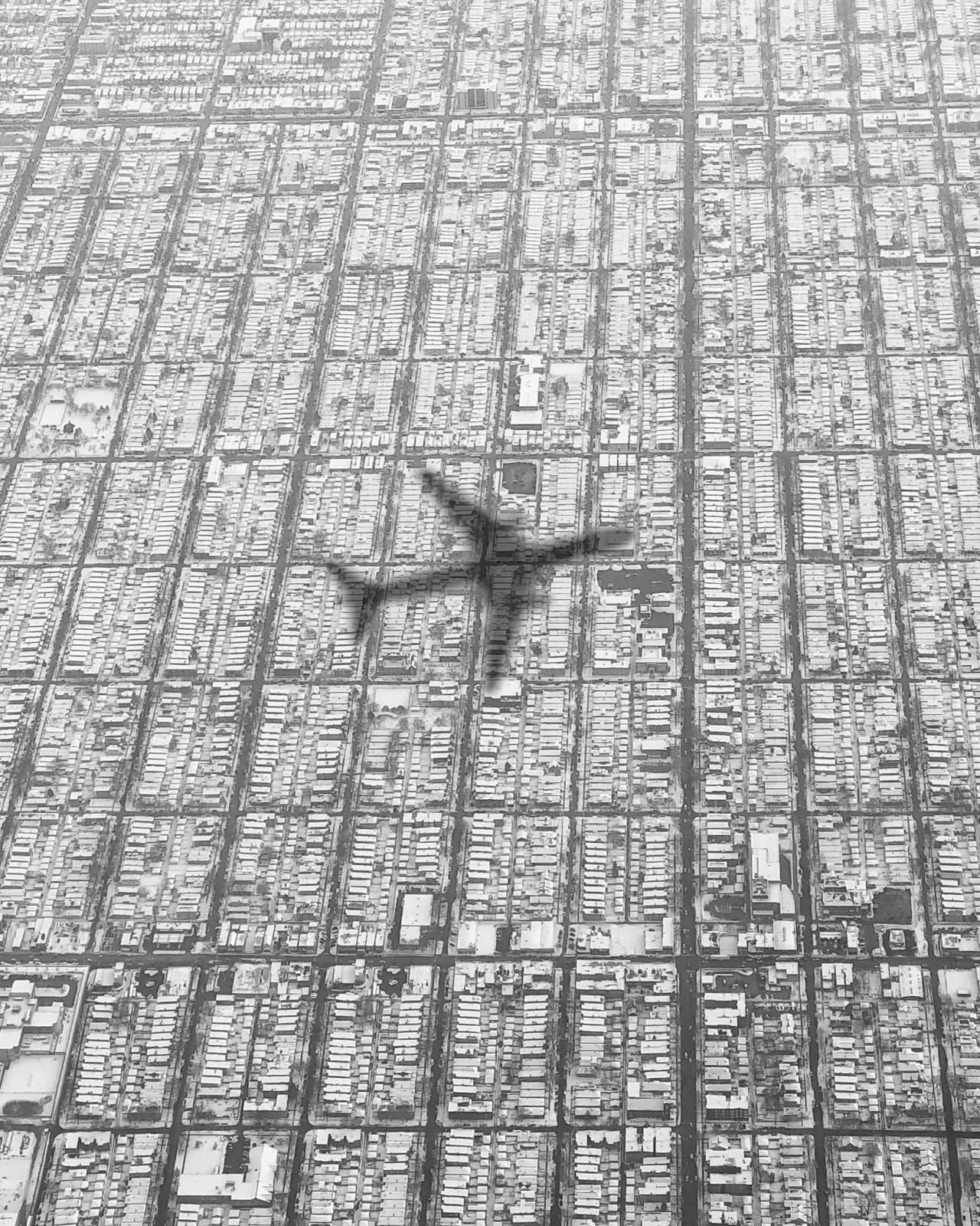 “Chicago snow”, photograph by American artist Jason M. Peterson. Available at Carousel Fine Art.