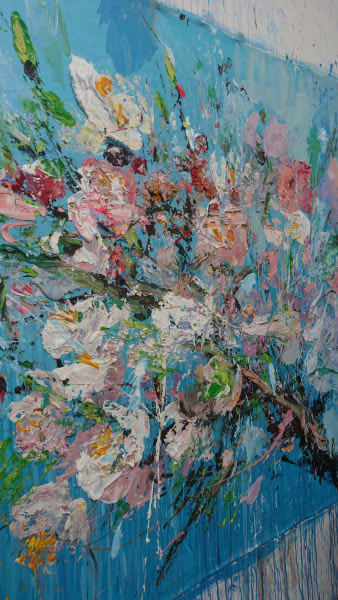 Detail photo of “White Blossom” painting by Eric Alfaro artist from Cuba, based in the United States. Available at Carousel Fine Art Atlanta. The artist’s technique transforms acrylic paint with his spatula into unforgettable imagery. His impasto texture captivates, while his use of color and contrast adds striking depth. Colors of this work : Blue, Green, Purple, Brown, Magenta, Yellow, Orange, Pink, Grey, Black, White