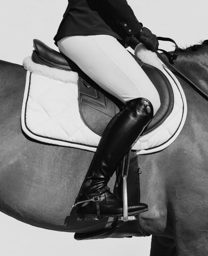 “The English Way”, photograph by American artist Beau Simmons. Available at Carousel Fine Art West Palm Beach.