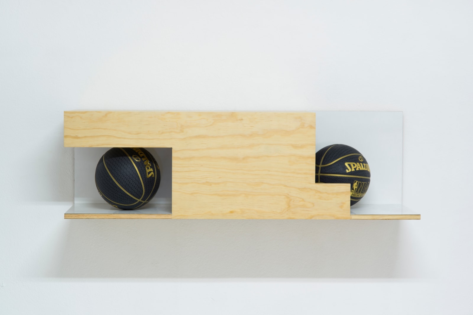 Darío Escobar, Still Life No.6, 2014