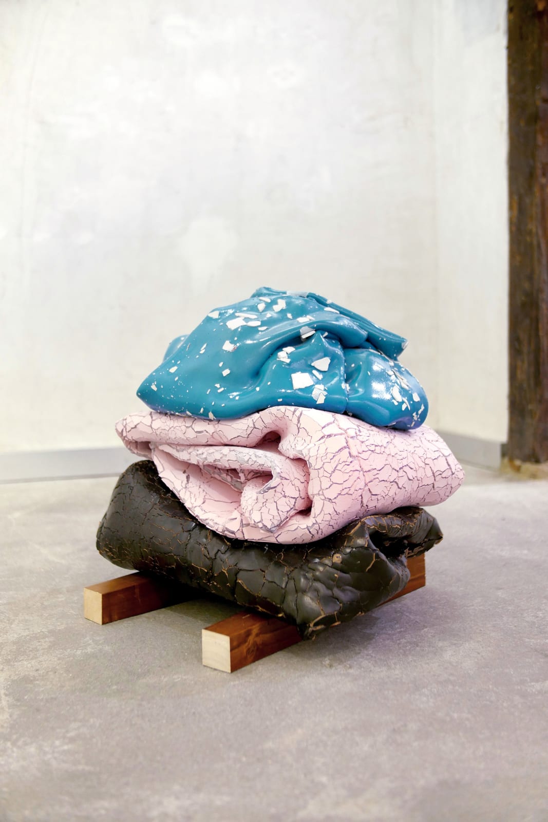 Guillermo Mora, Mis pies, tu cabeza, 2014