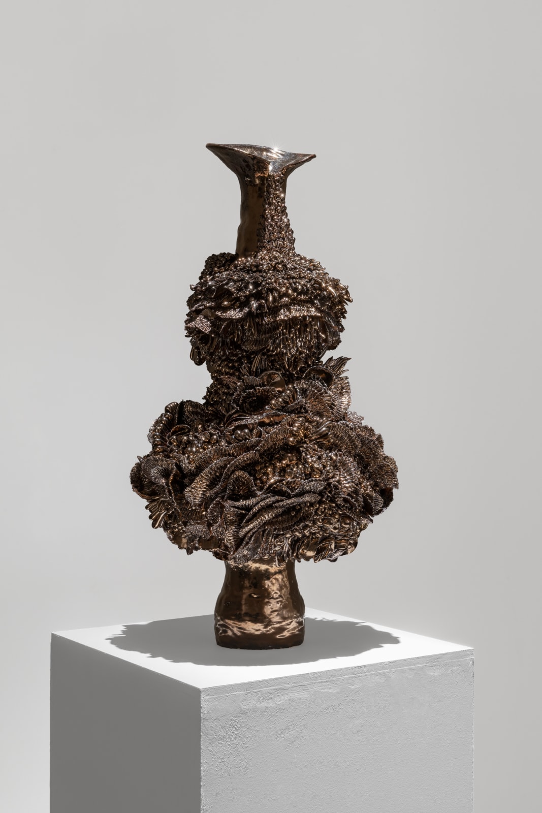 Juz Kitson, The lions roar and the guardian, 2025