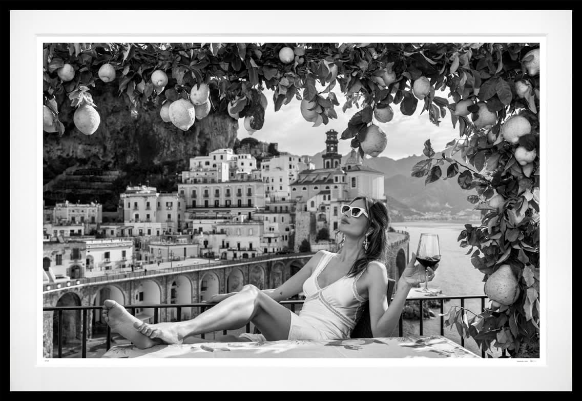 David Yarrow, A Room with a View, 2025