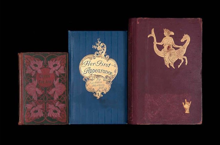 Nina Katchadourian, Queen of the Air from the series Once Upon a Time in Delaware/In Quest of the Perfect Book, 2012 ("Sorted Books" project, 1993-ongoing), 2012