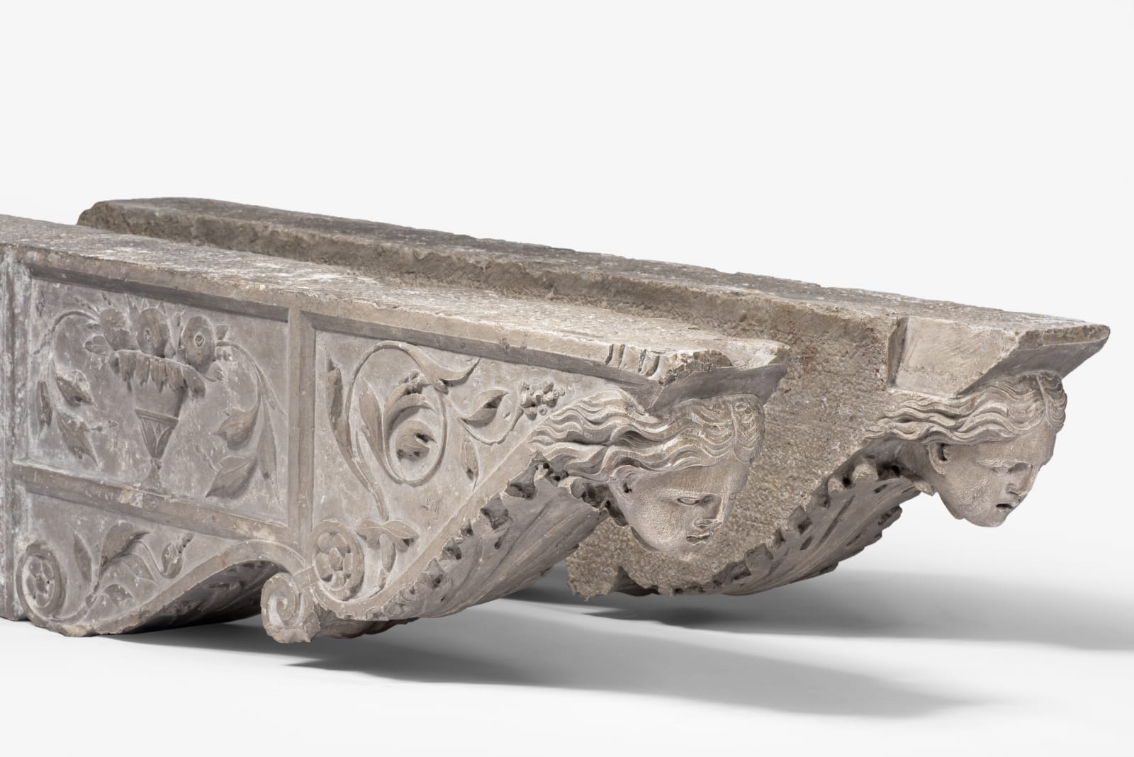 PAIR OF ARCHITECTURAL BRACKETS, Tuscany, 16th Century