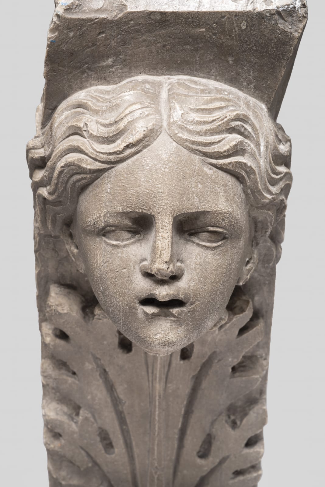 PAIR OF ARCHITECTURAL BRACKETS, Tuscany, 16th Century