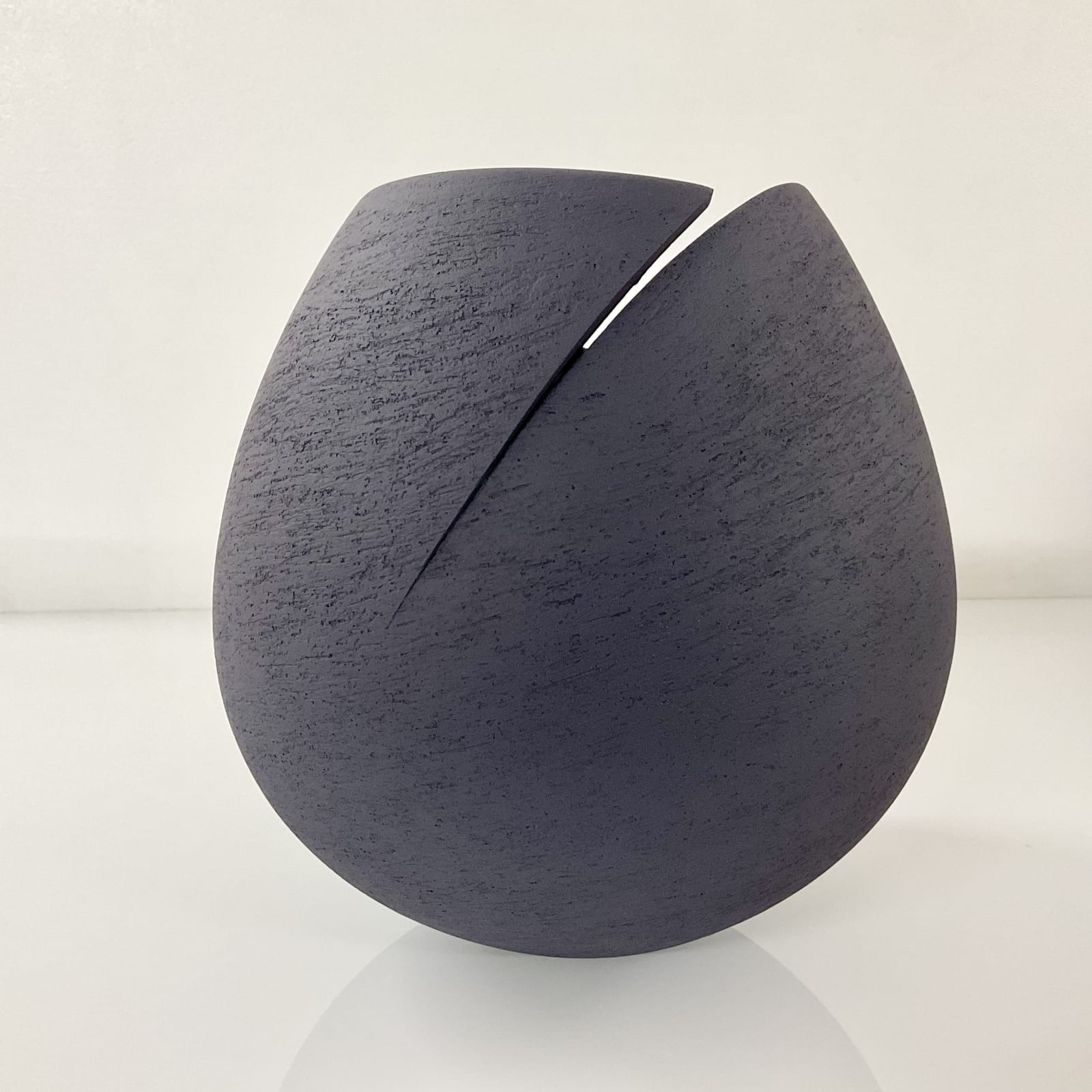 Ashraf Hanna, Deep Purple Cut and Altered Bowl Form, 2022