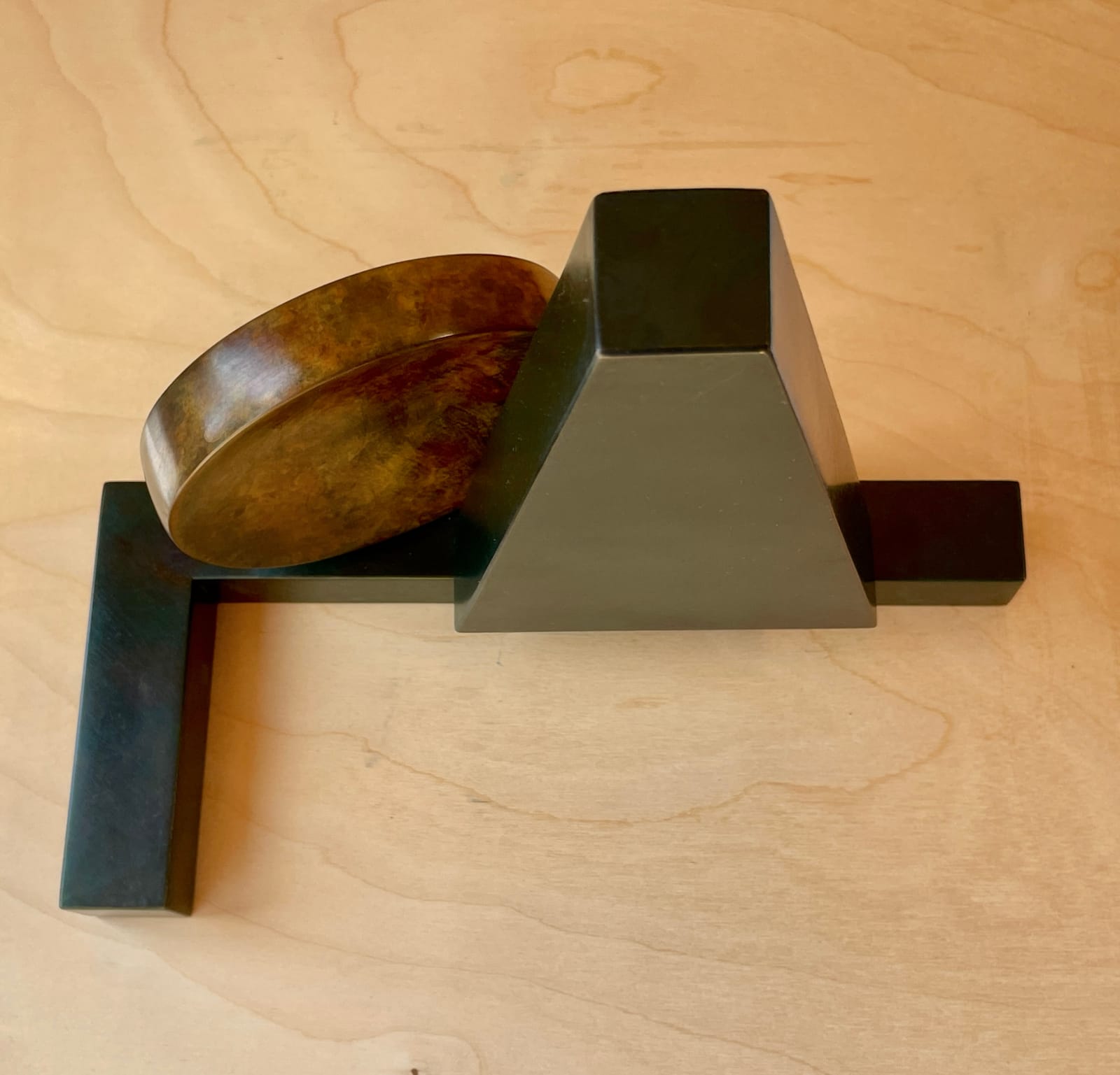 Juliette Bigley, Standing Forms (Green), 2025