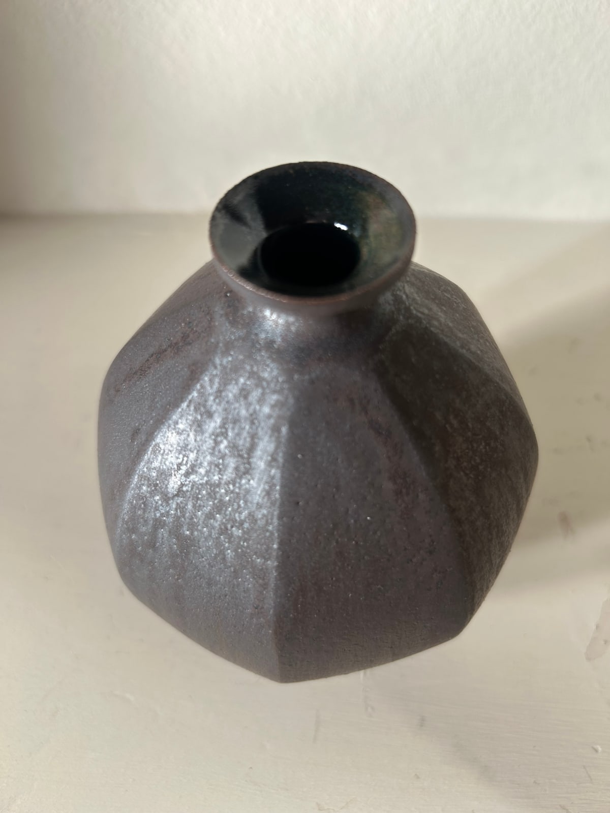 Mizuyo Yamashita, Mentori Vase - bronze black , 2025