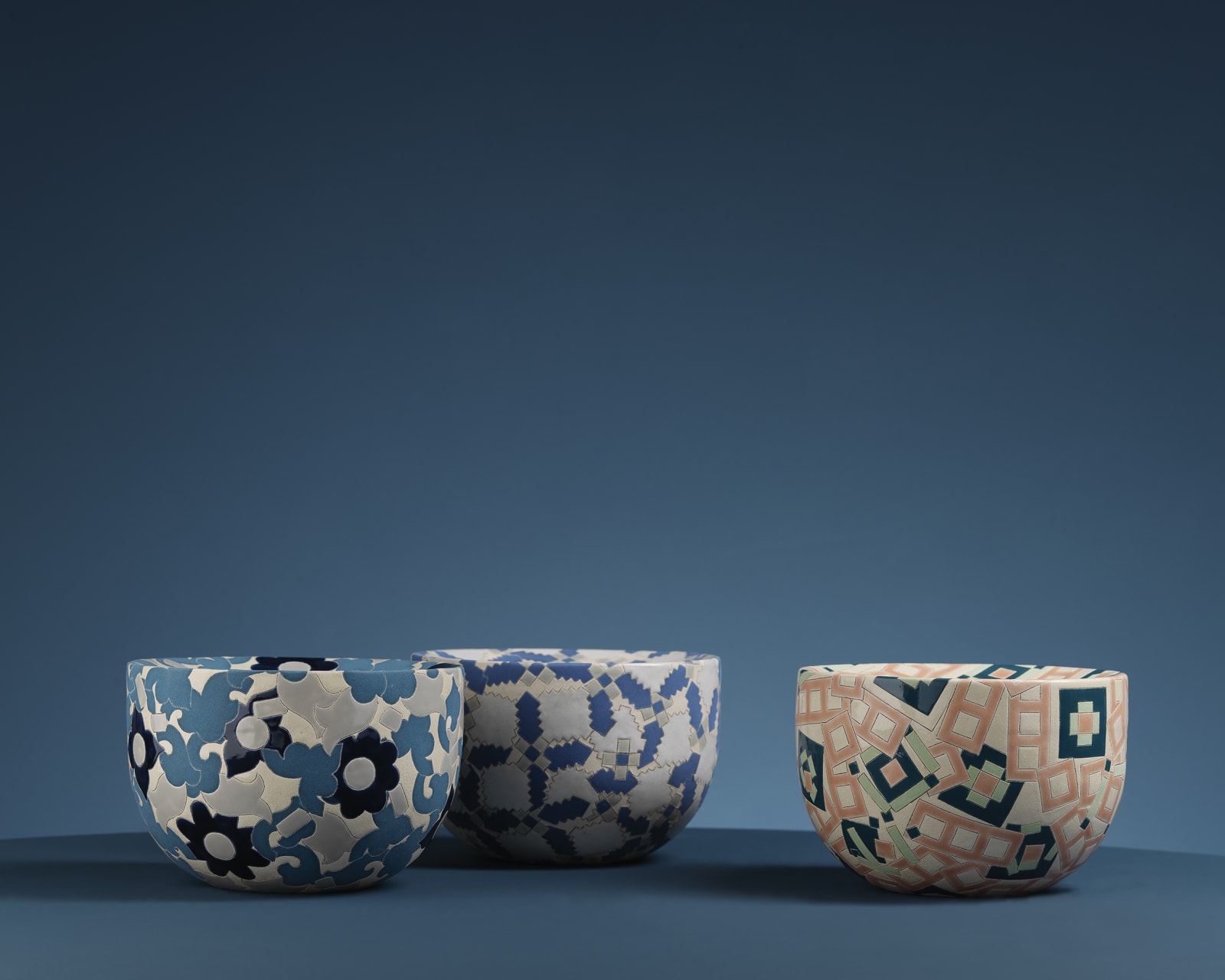 Frances Priest, Small Vase Form, Kirkcaldy Patterns VI, 2021