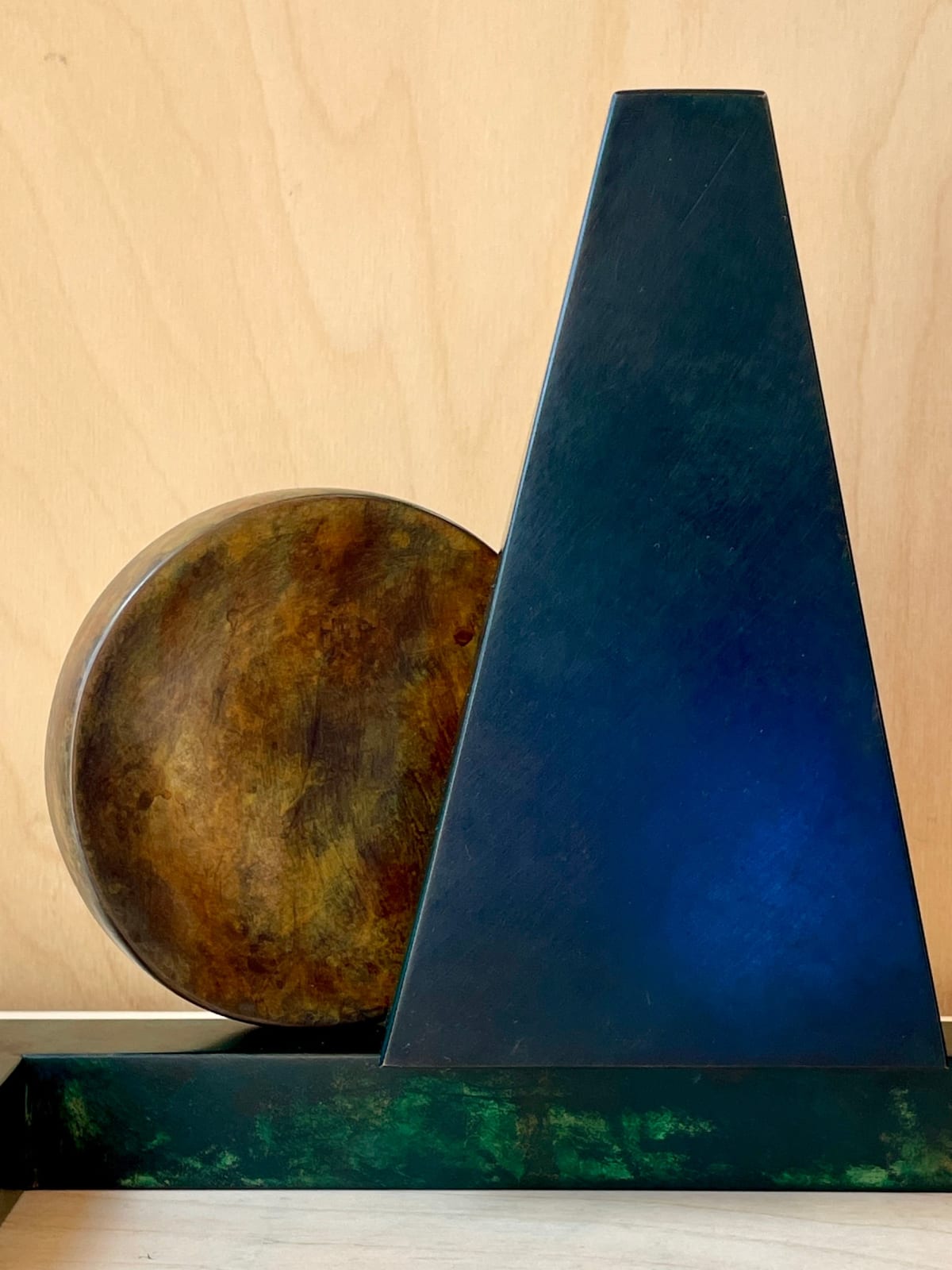 Juliette Bigley, Standing Forms (Green), 2025