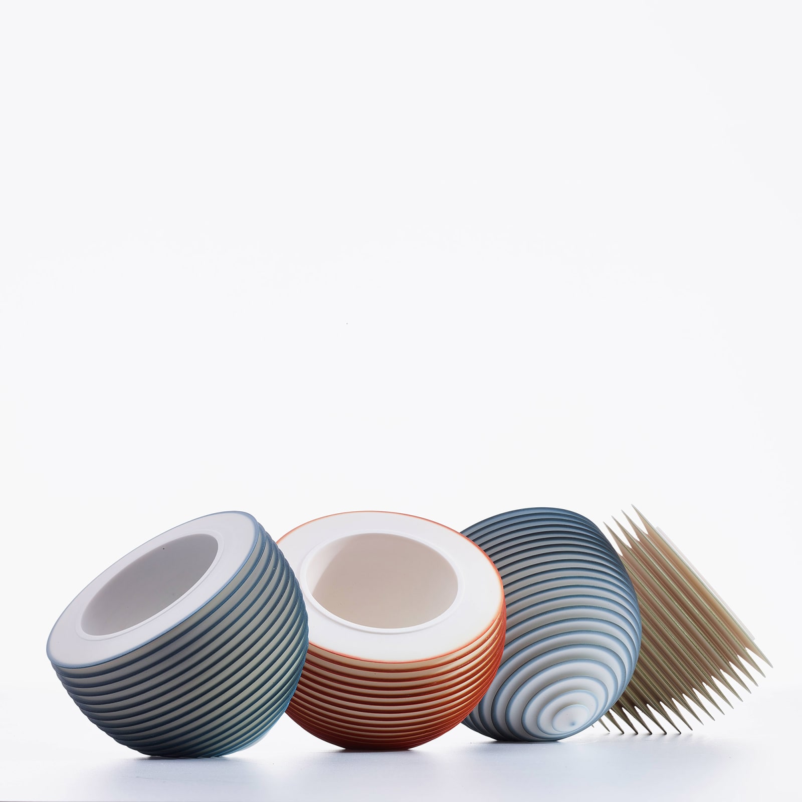 Nicholas Lees, Small Teal Floating Bowl 21.12, 2021