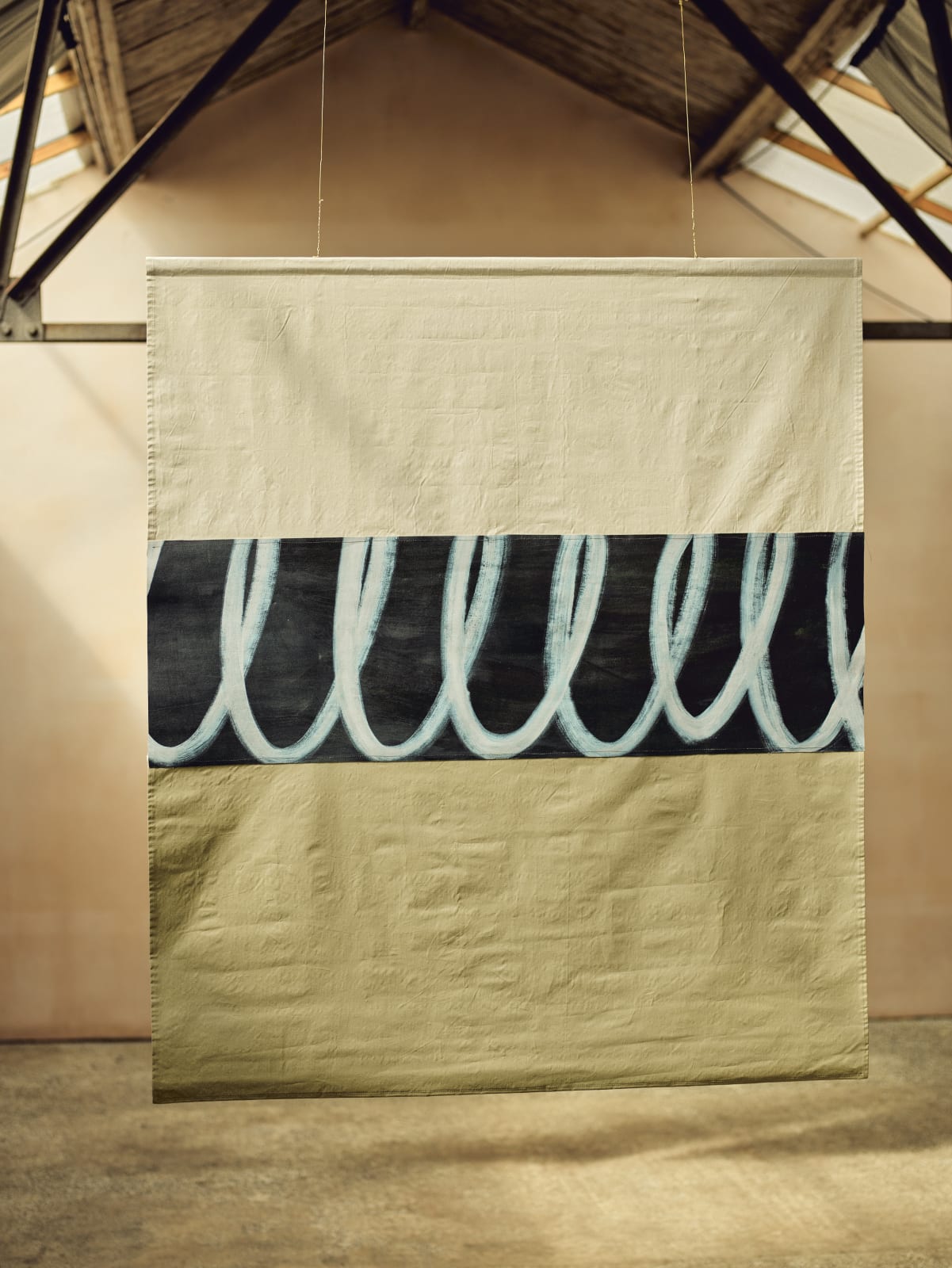Caroline Popham, Looped Paths, 2025