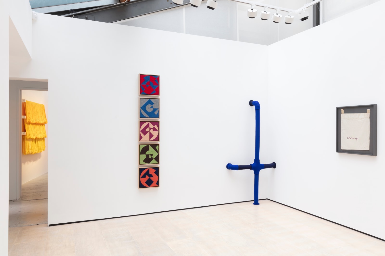 Johanna Unzueta, Pipe, 2010