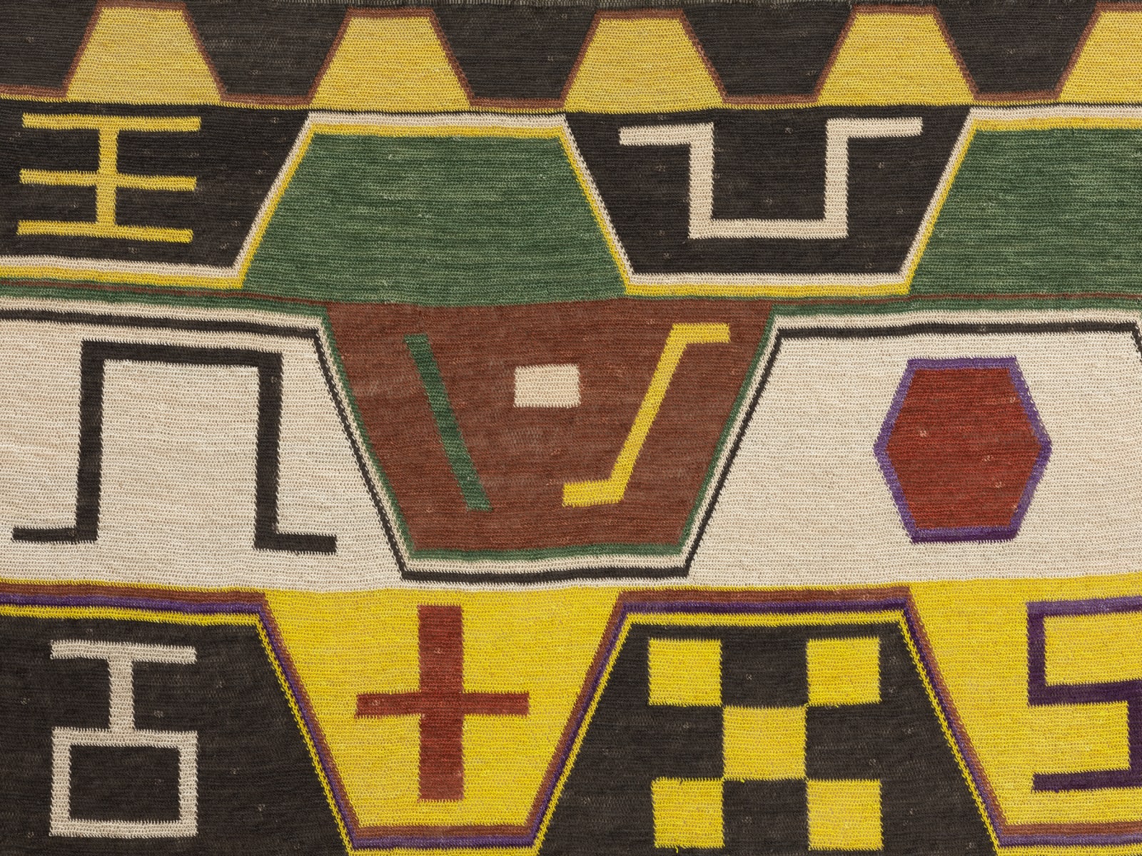 Claudia Alarcón, Fwokachaj kiotey [Orejas de mulita/quirquincho / Armadillo ears], 2023