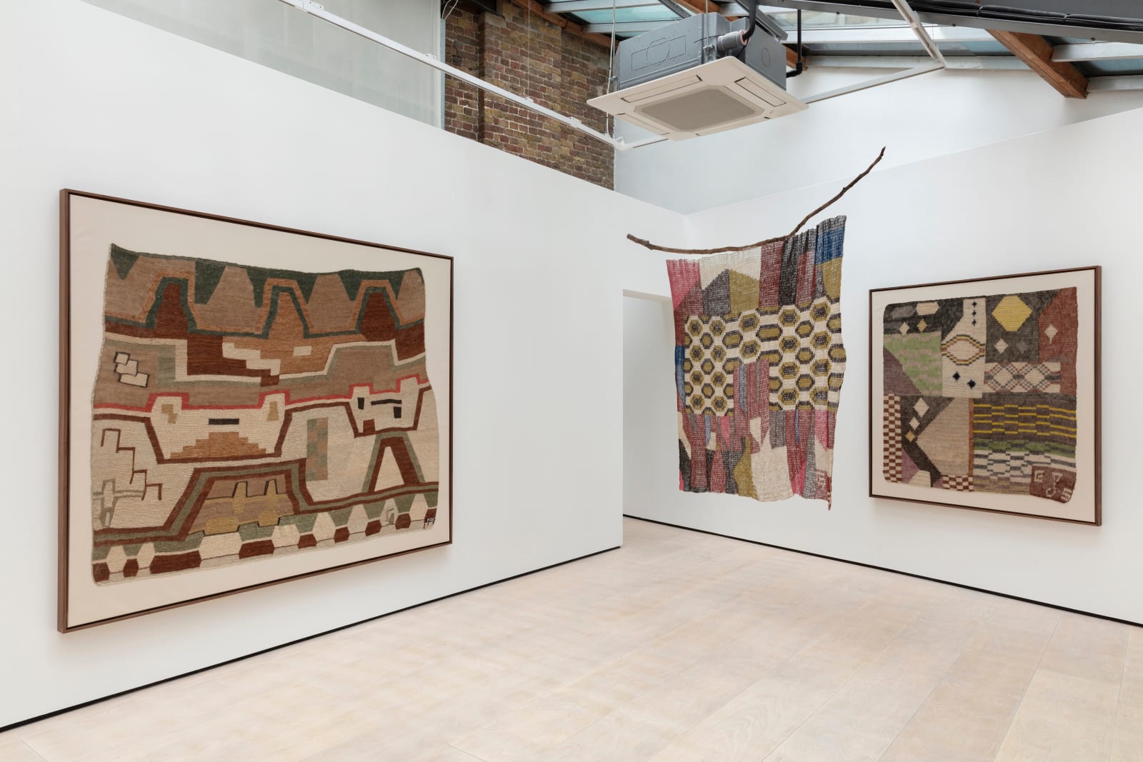 Claudia Alarcón & Silät, Wenachelamejen [Lo diferente / The Other], 2025