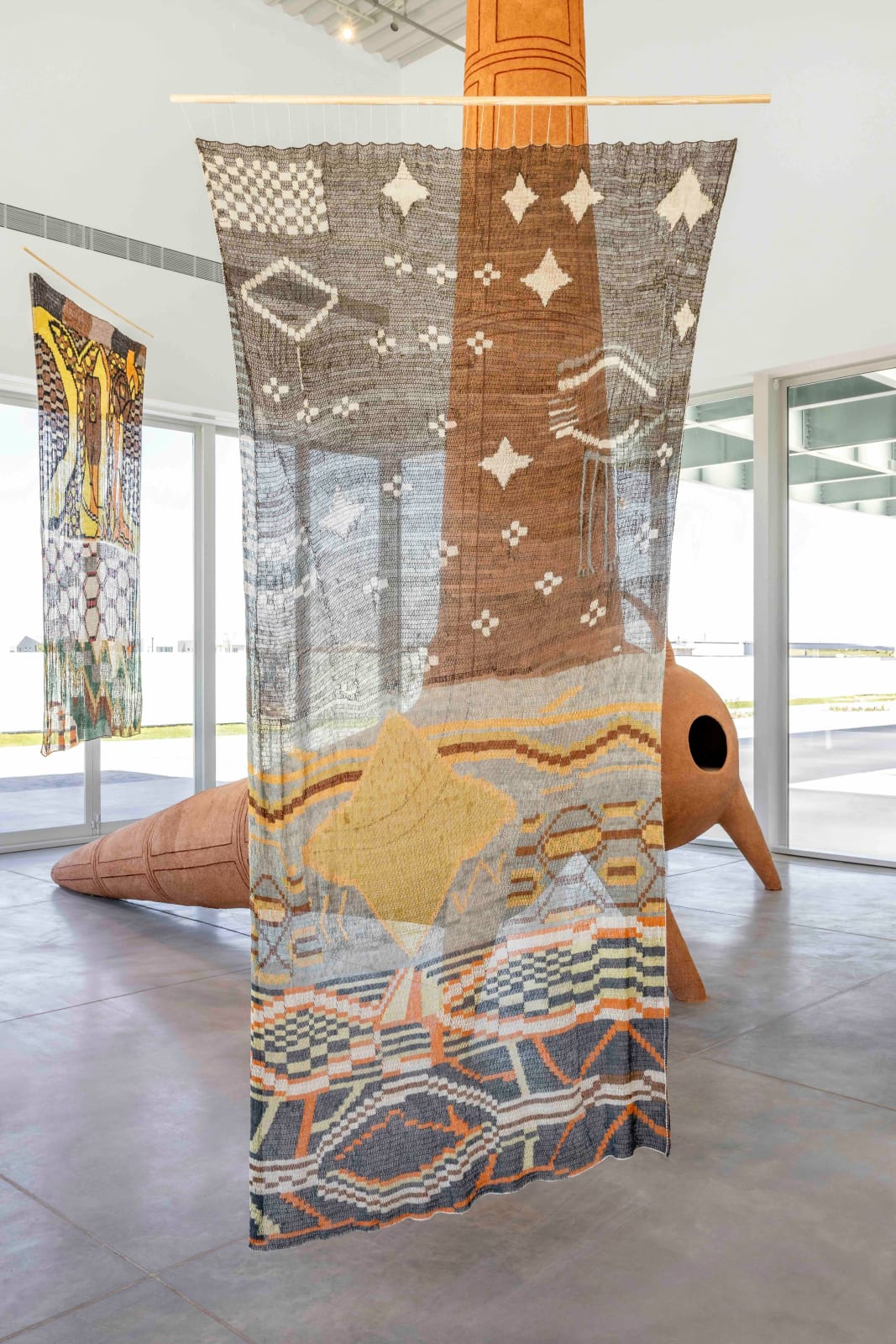 Claudia Alarcón & Silät, Installation view, La Vida que Explota: Claudia Alarcón & Silät and Gabriel Chaile, MALBA-Puertos, 2024-25