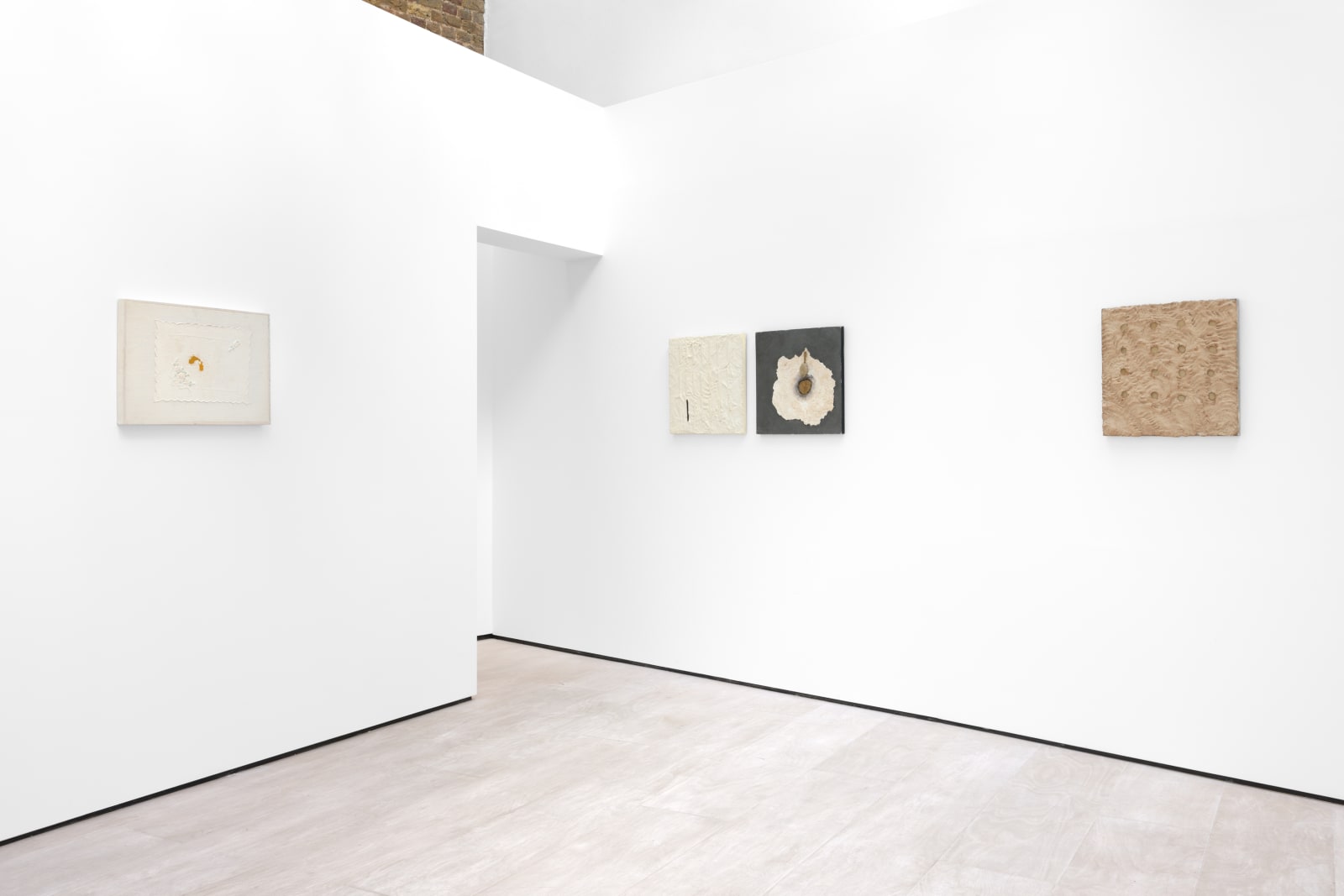 Katie van Scherpenberg, Manchado [Stained], 2006