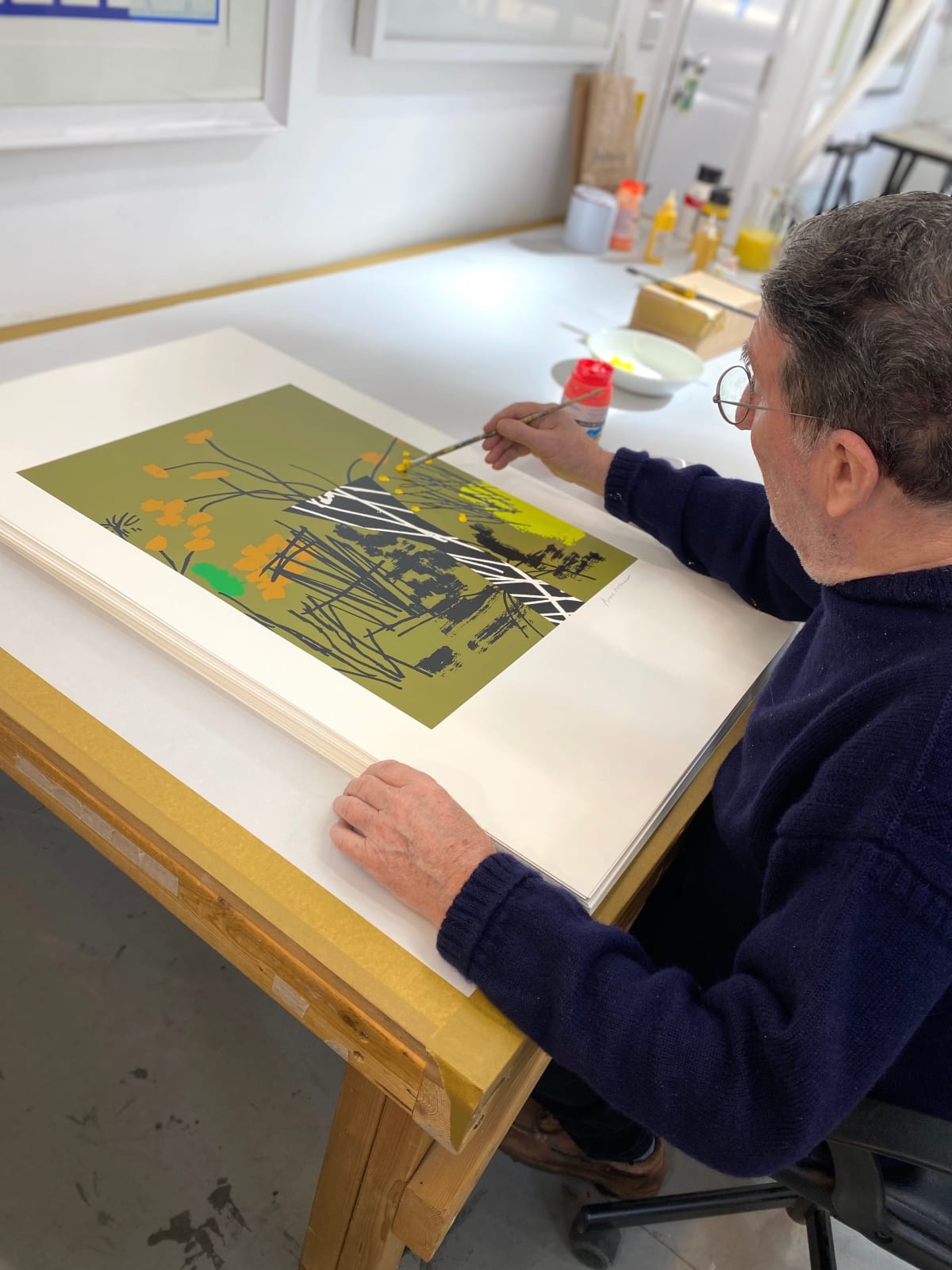 Bruce Mclean, A Vase of Arranged Flowers in a Wild Garden - Olive, 2024