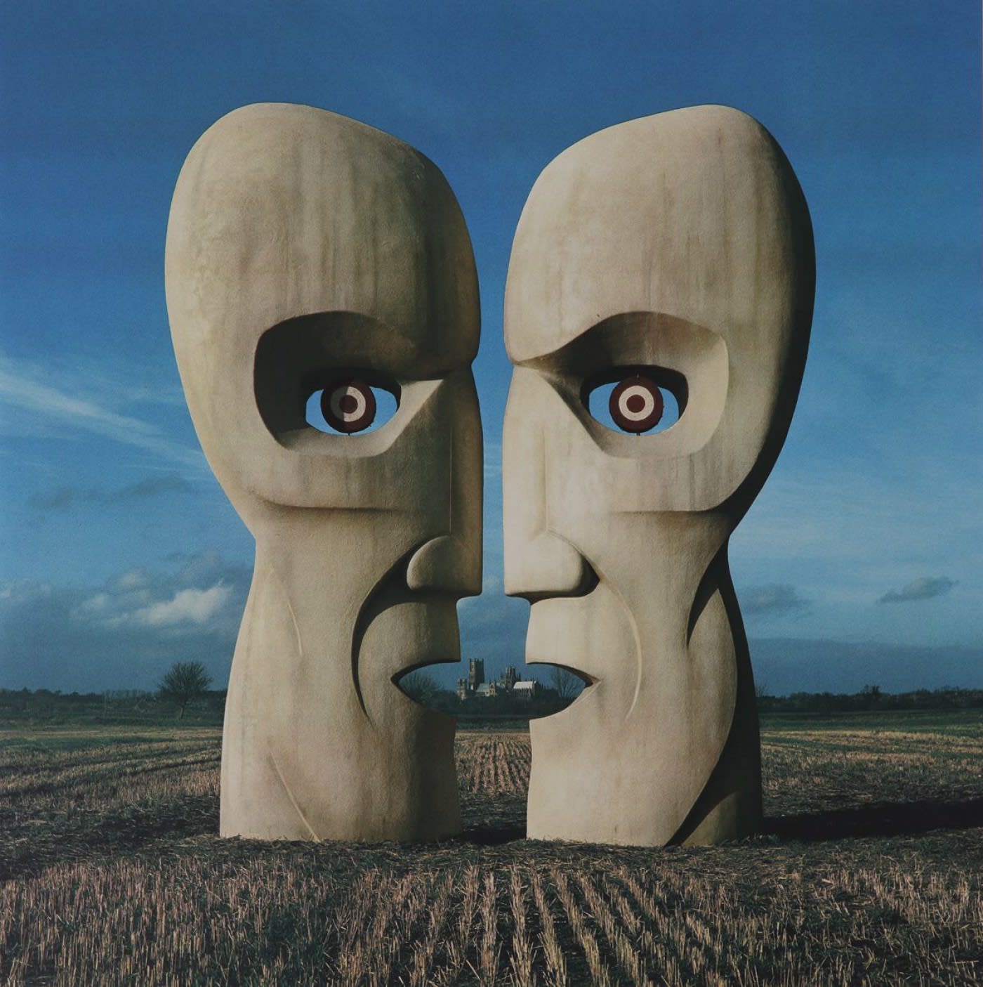 Storm Thorgerson, Division Bell - Stone Heads, 2003