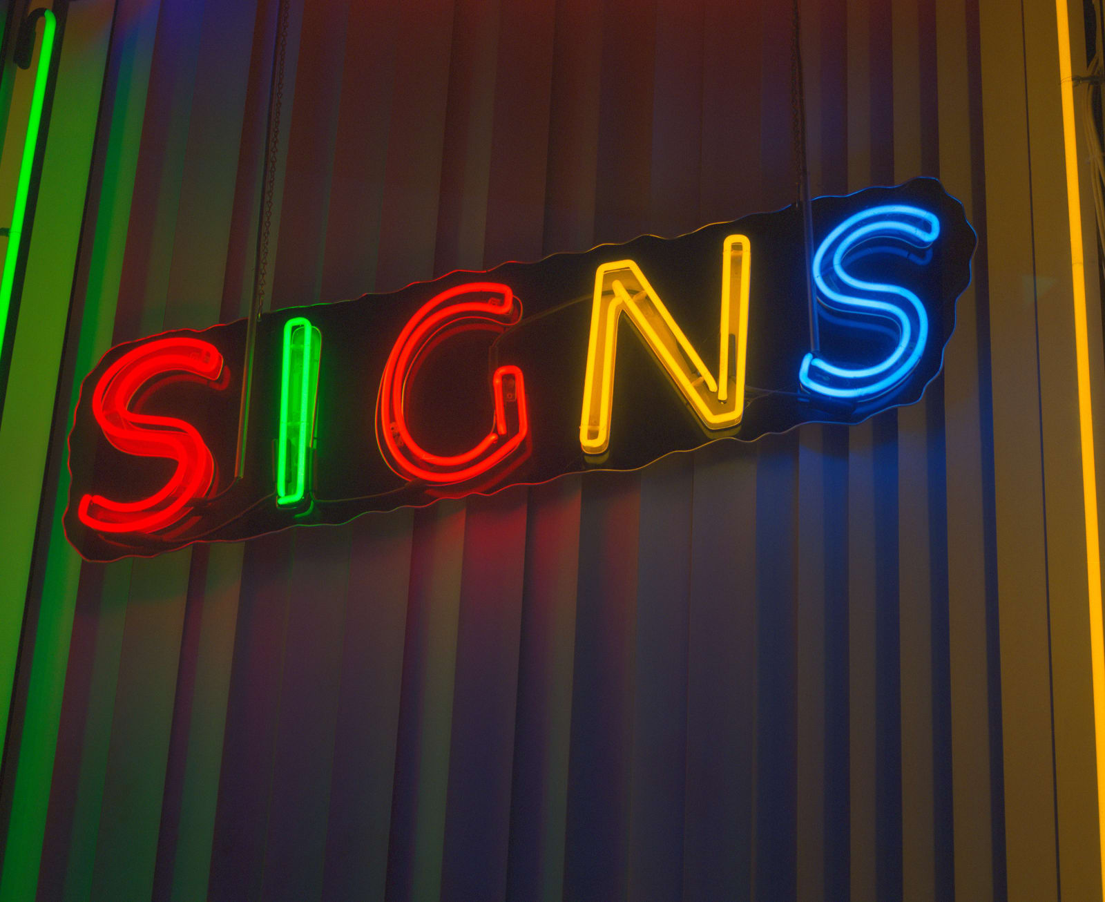 Tova Mozard, Signs, 2023