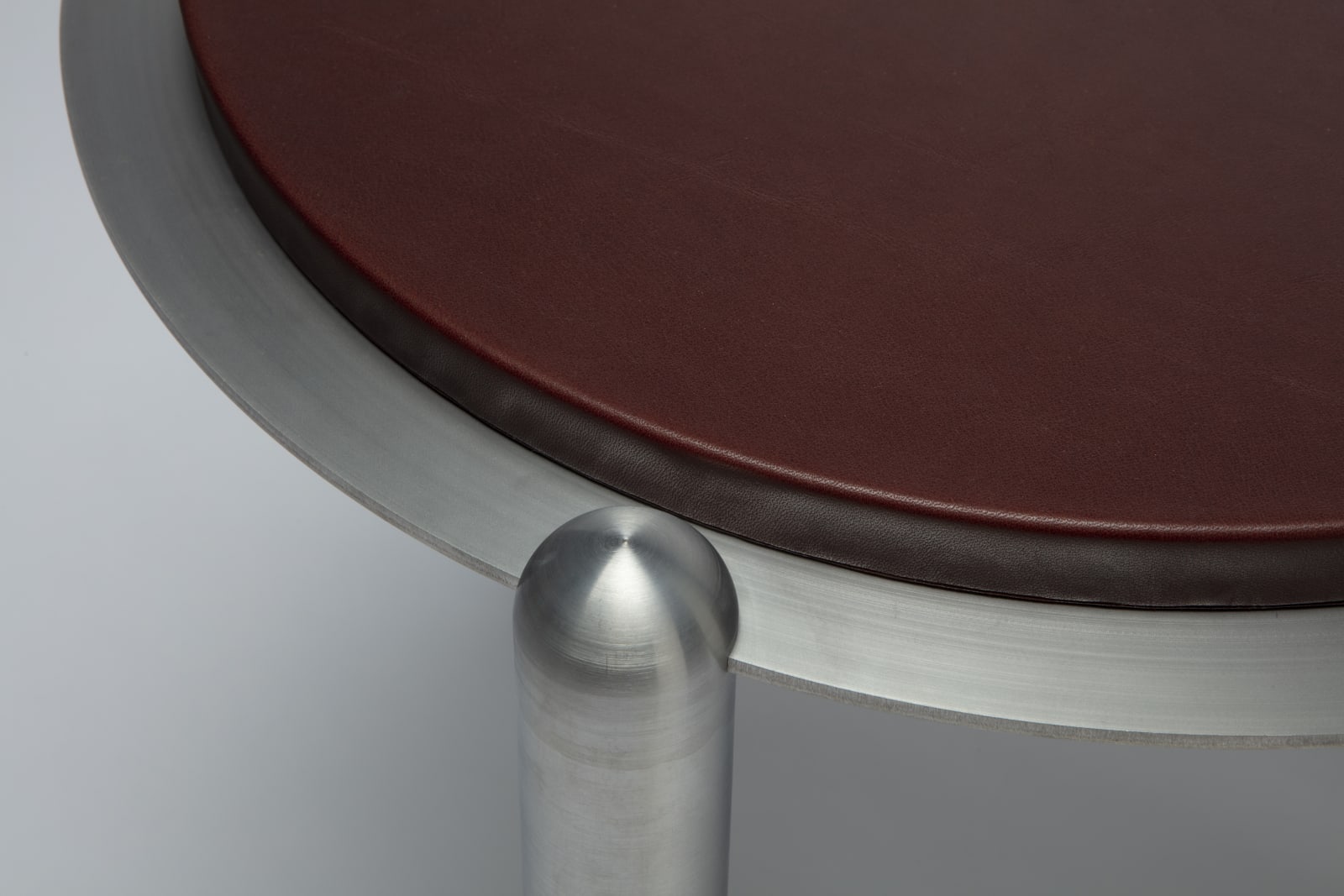 Agathe Labaye & Florian Sumi, Le Salon Table 53, Leather, 2021
