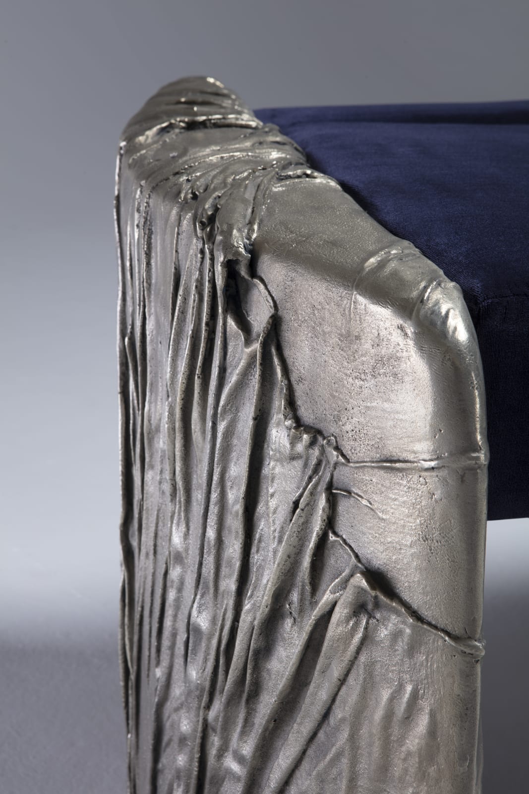 Linda Boronkay, Veiled Chaise
