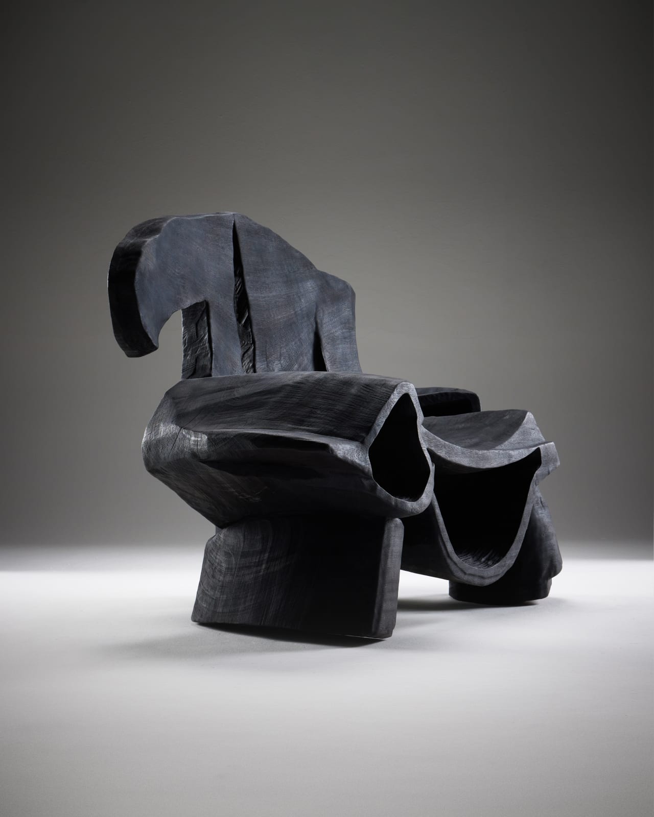 Yanxiong Lin, Elephant , 2025