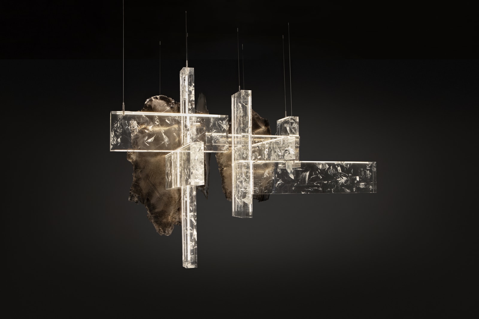 Simon Stewart, Fissure Chandelier, 2021