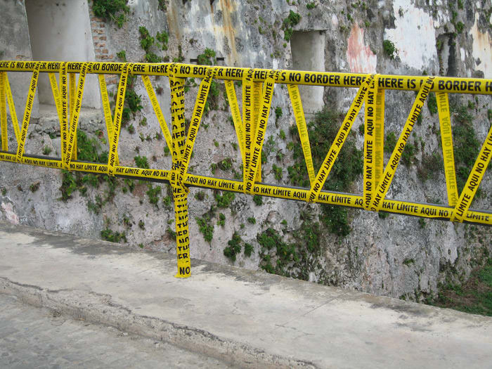 Shilpa Gupta, There is No Border here, 2005-2006