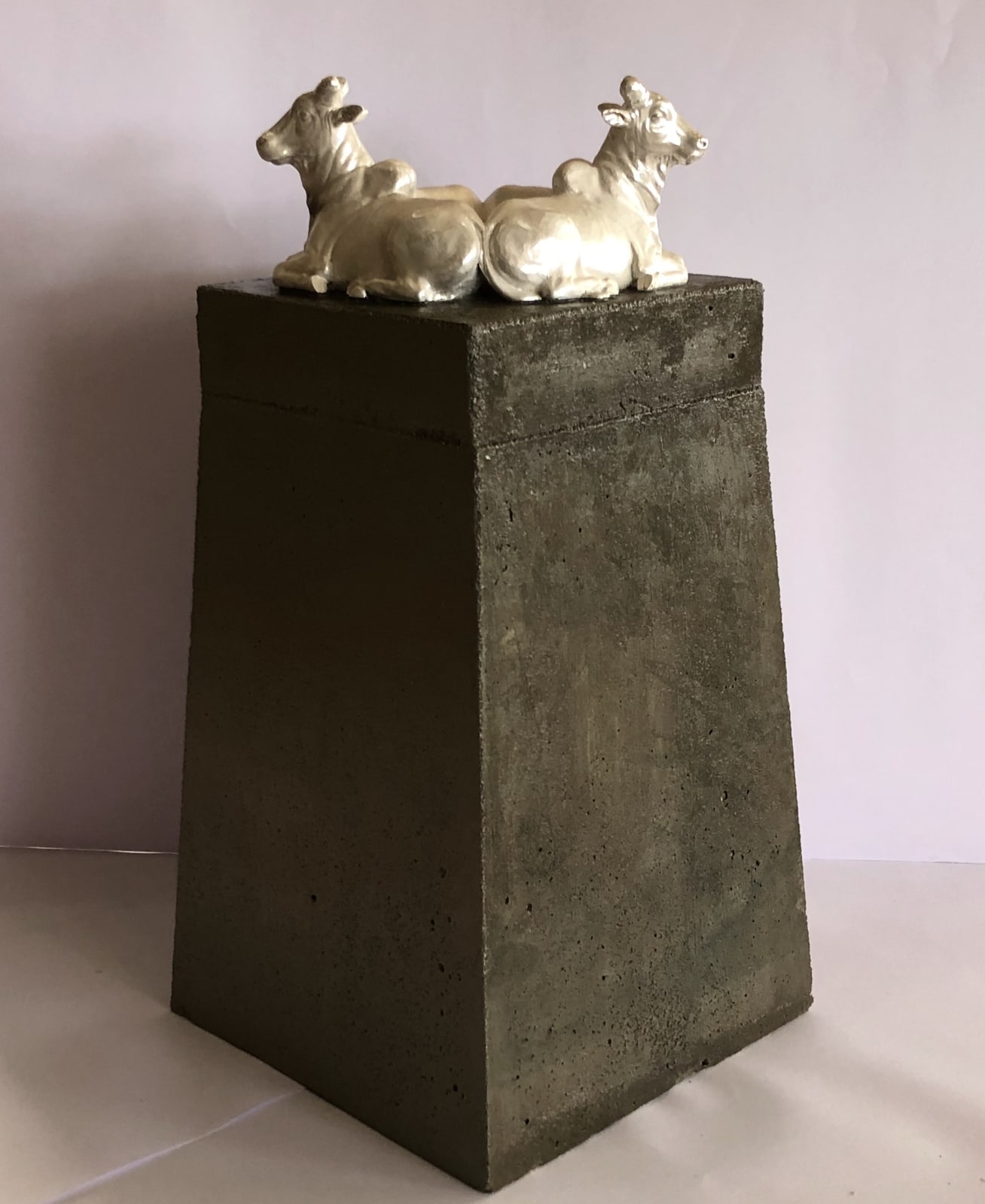 Tallur LN, How Cow Wow two, 2021