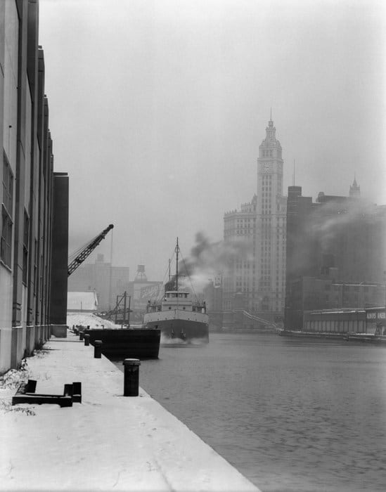 John Hendry, 48-1 Chicago River Looking North, 1948