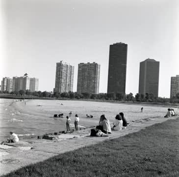 John Hendry, 17-1368 Foster Ave Beach, 1992