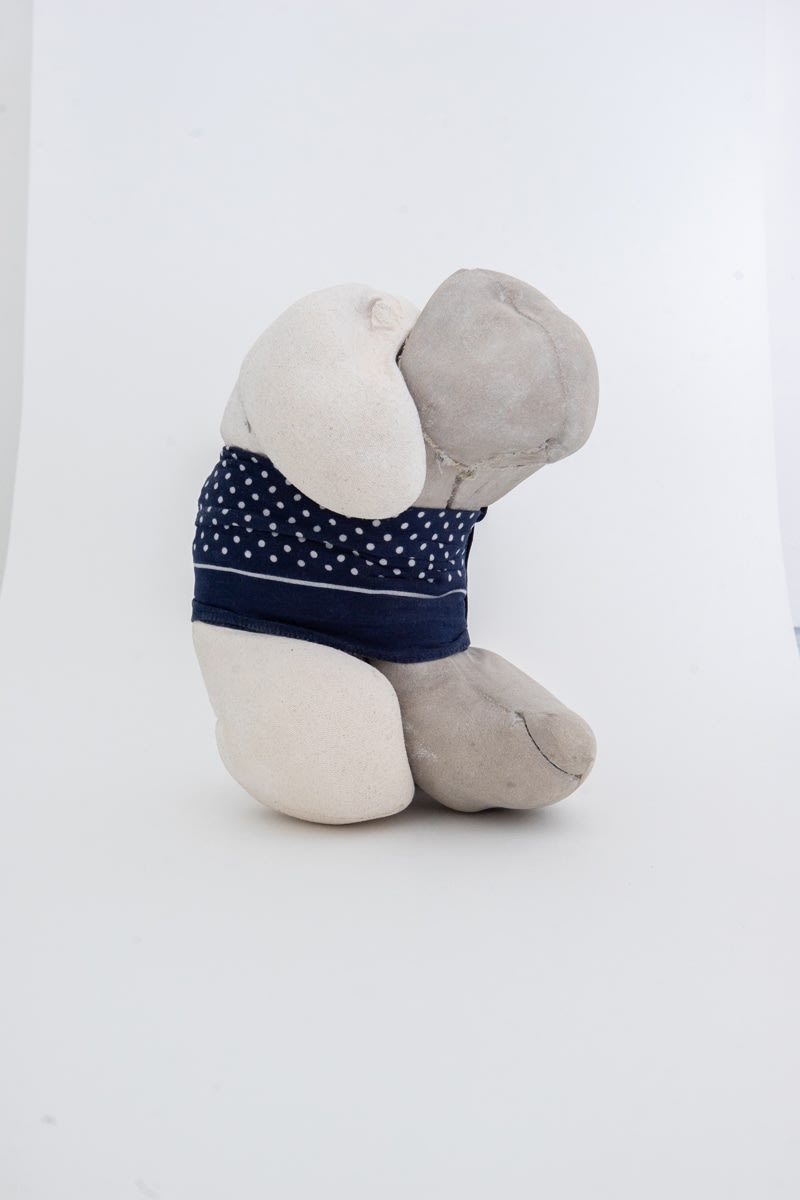 Helen Barff, Hug, 2022