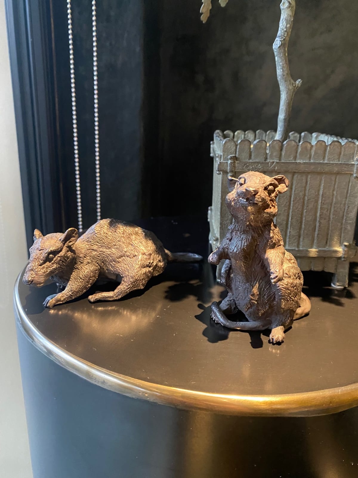 GUY LHOMME Héléna, Rat couché, 2023