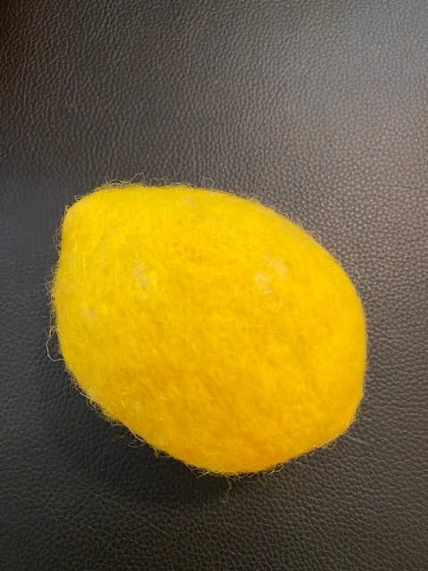 GUY LHOMME Héléna, Citron jaune, 2023