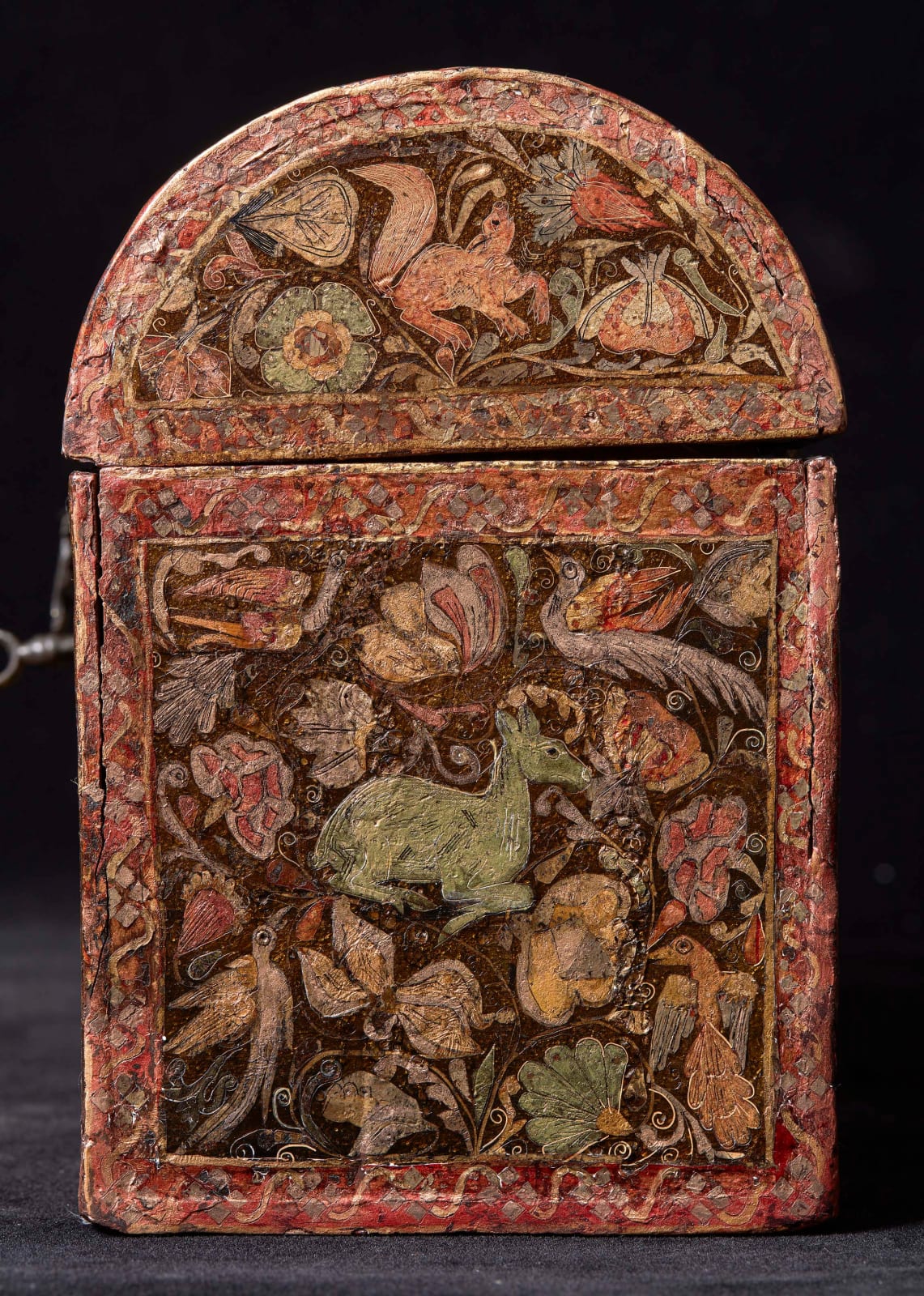ANONYMOUS, Barniz de Pasto Chest