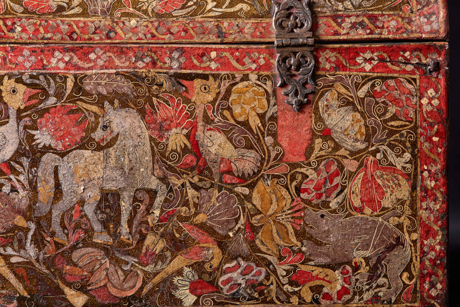 ANONYMOUS, Barniz de Pasto Chest
