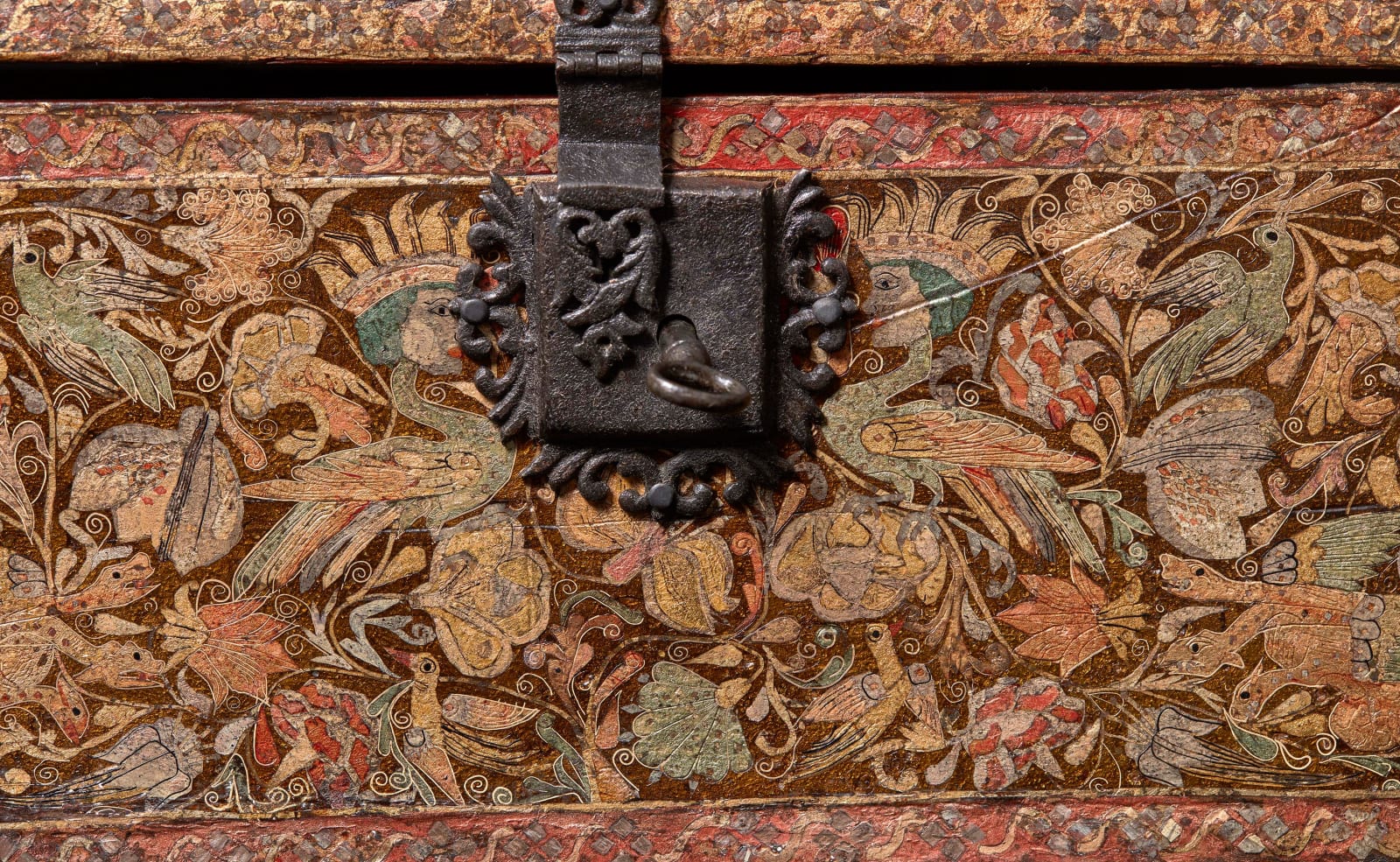ANONYMOUS, Barniz de Pasto Chest